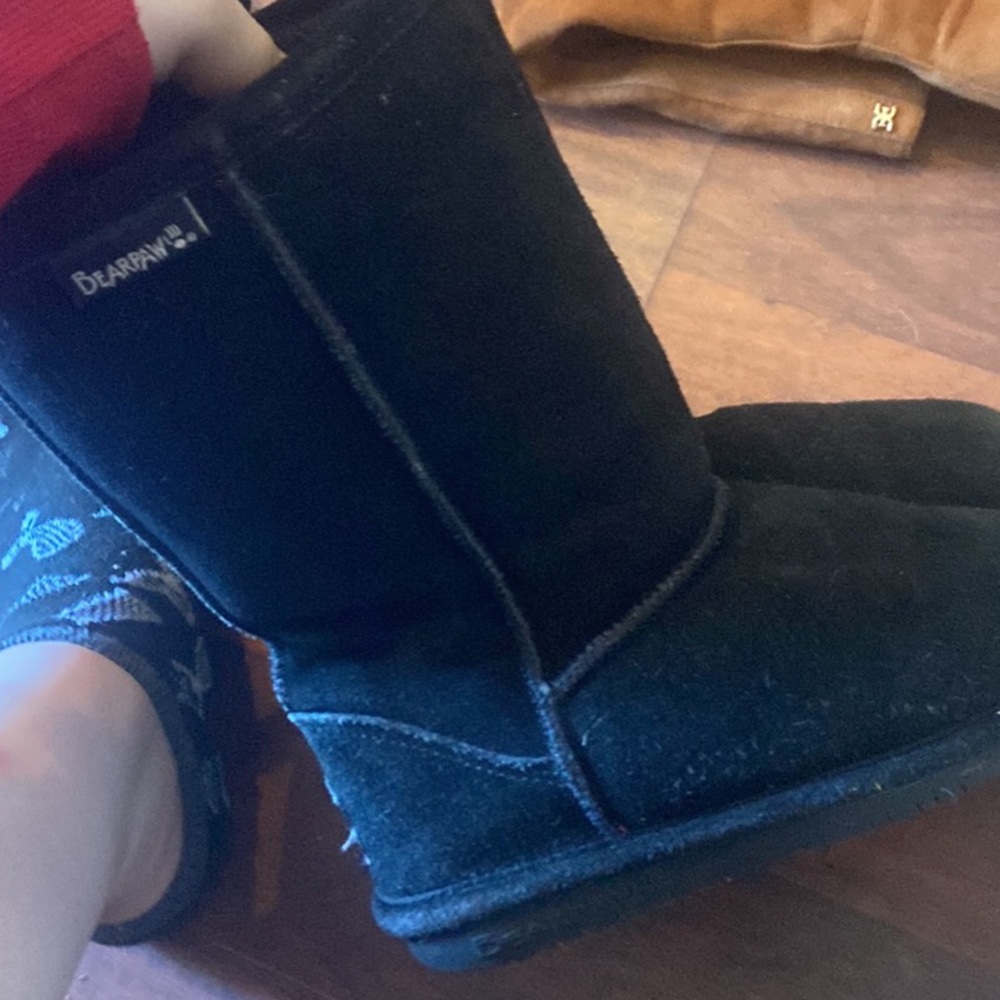 Bear paw boots